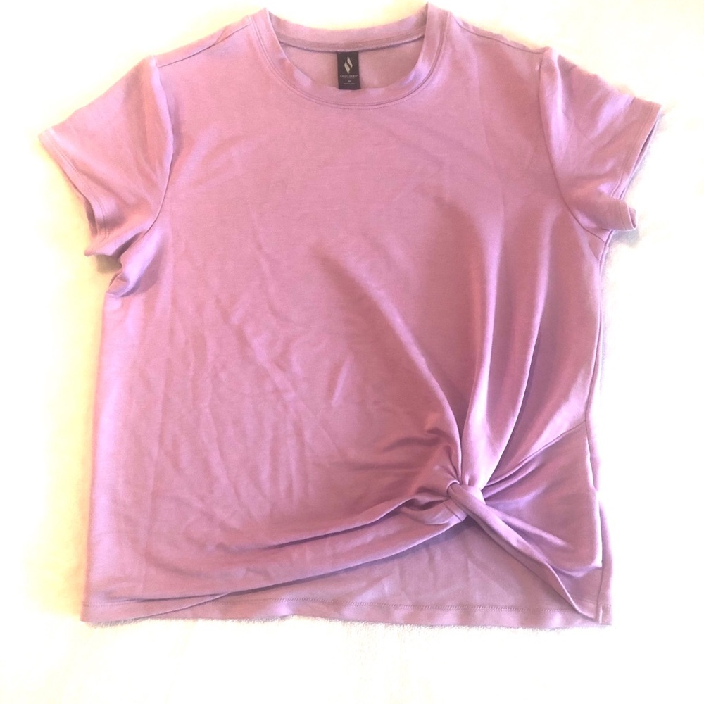 M Skechers light purple workout shirt